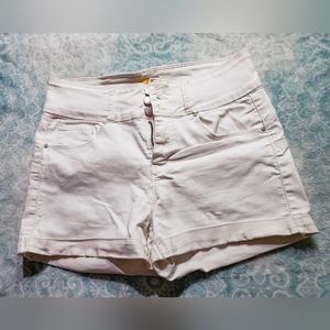 But lifting white shorts.